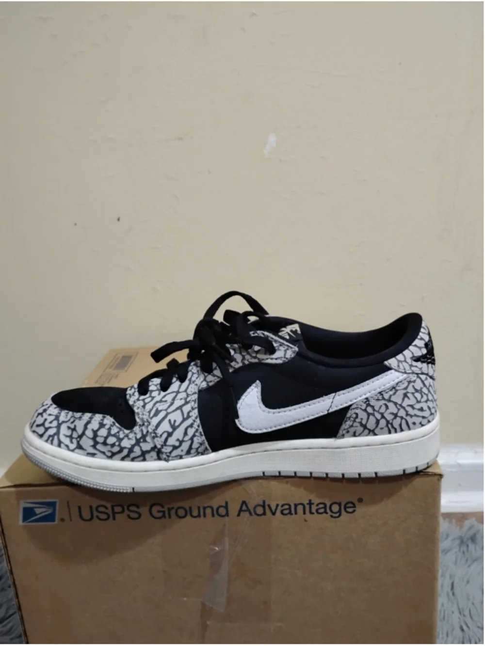 Nike Air Jordan 1 Retro OG Low Black Cement Men Size 9.5 / Women 11 CZ0790-001